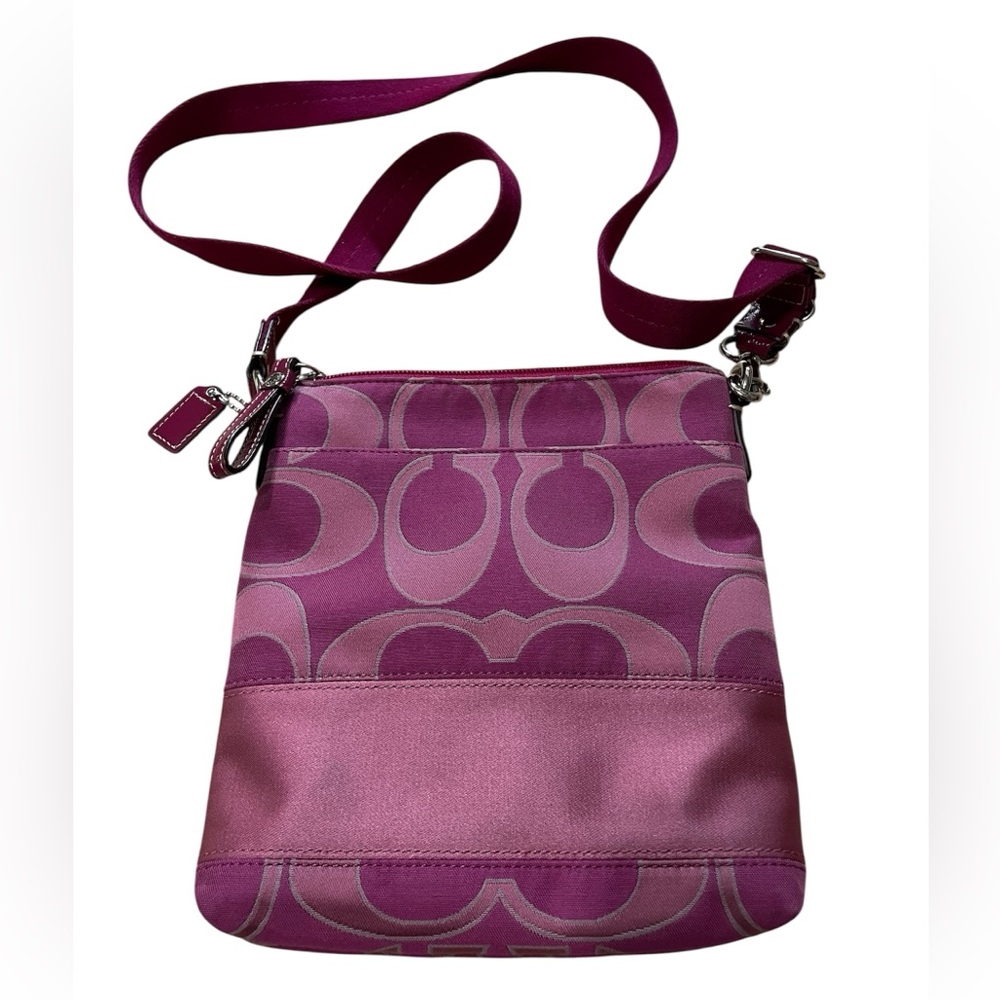 Coach Vintage Plum Pink Signature Crossbody - Picture 8 of 10